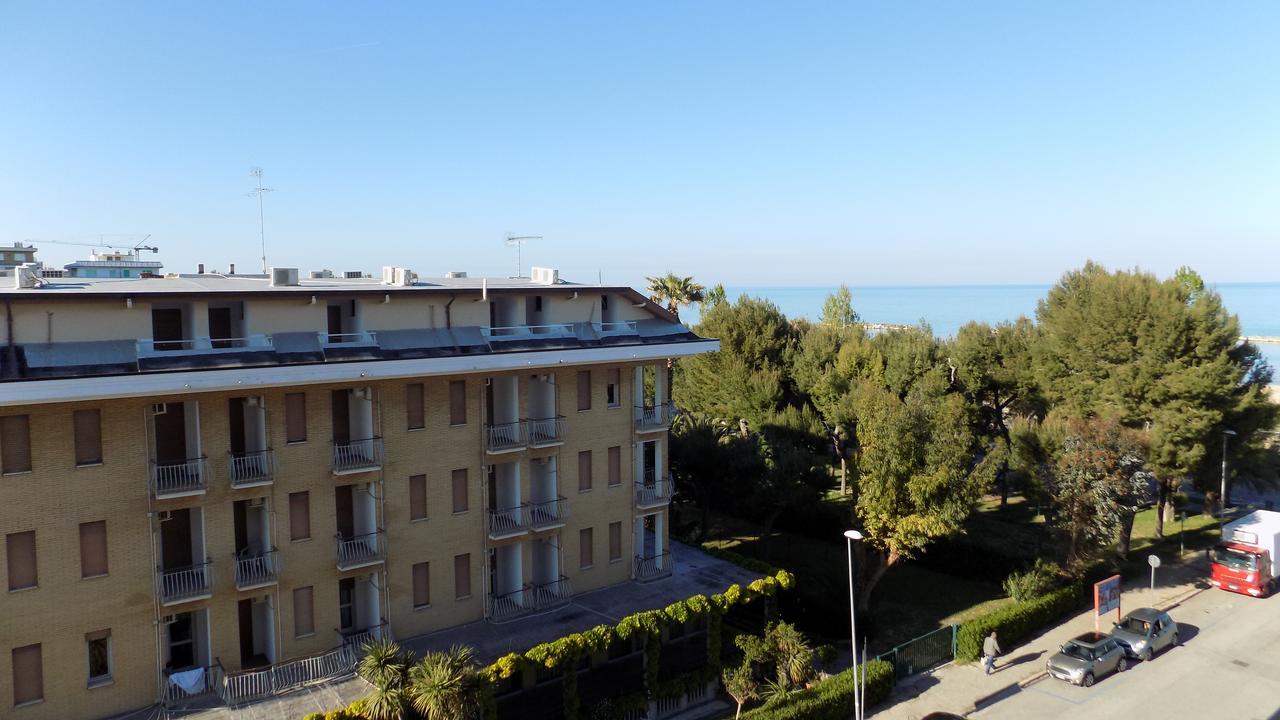 Hotel Parco San Benedetto del Tronto Buitenkant foto