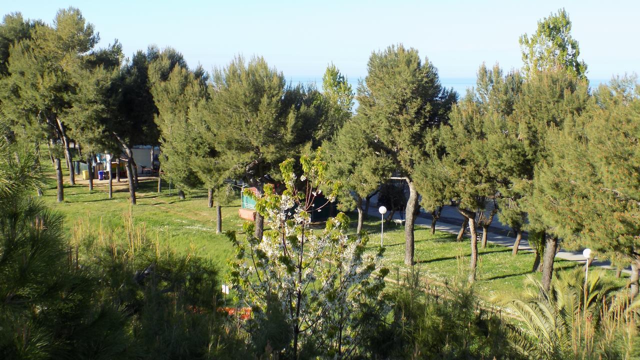 Hotel Parco San Benedetto del Tronto Buitenkant foto
